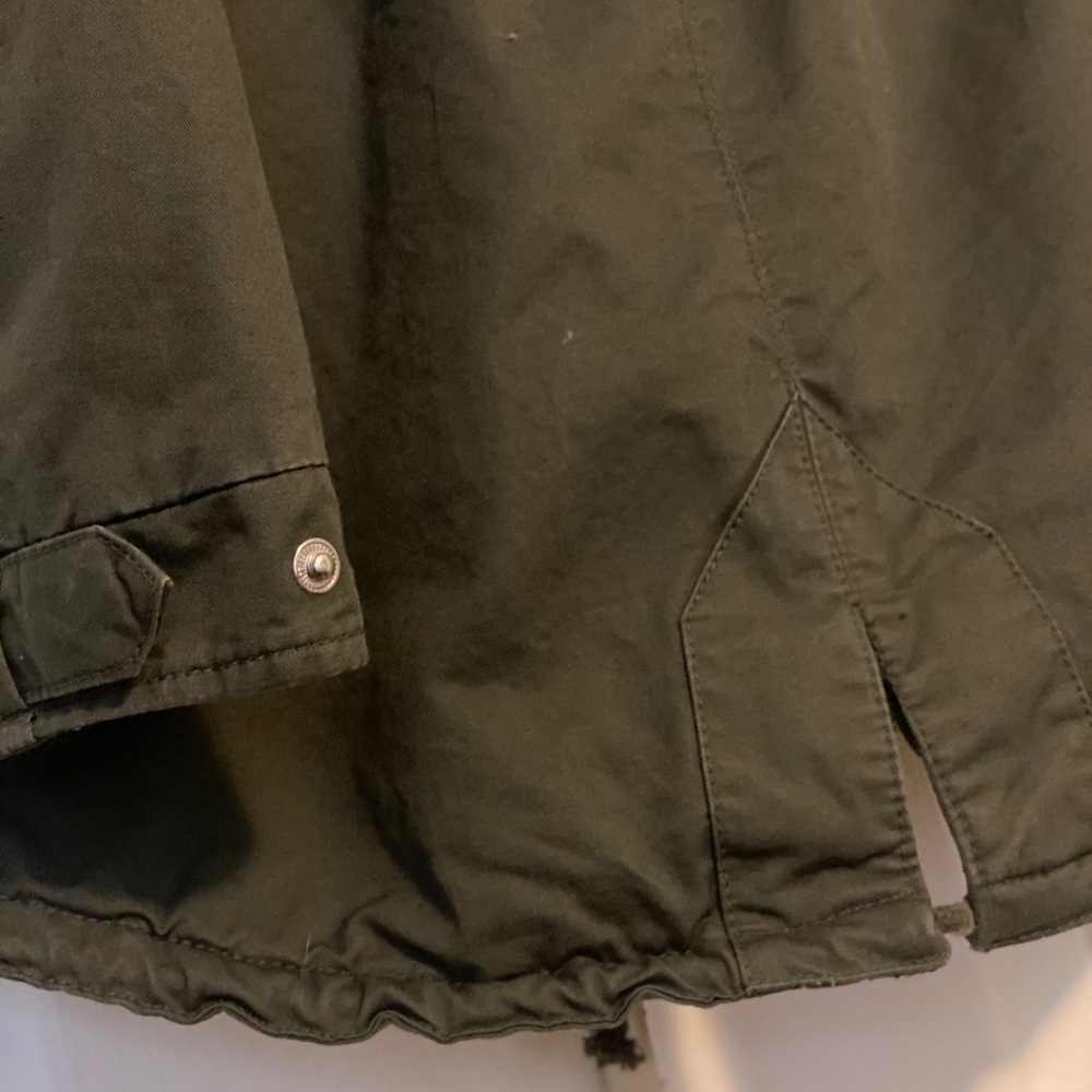 DIVIDED Army Green Full Zip Faux Fur Parka… - Picture 8 of 8